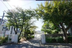 筑紫丘小学校