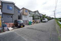 前面道路は北側約6ｍ公道に面しています＾＾